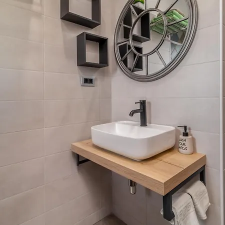 Adastra With Private Parking And Floor Heating * Rijeka