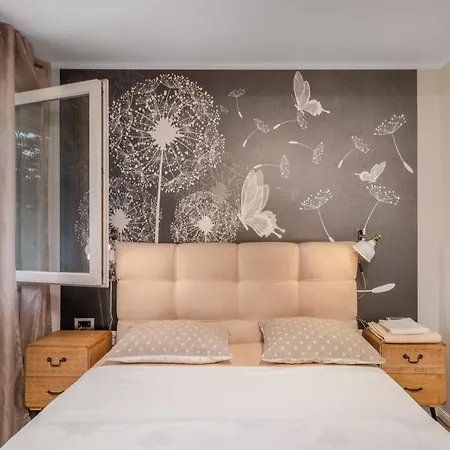 Adastra With Flour Heating, Private Parking And Sea View Rijeka